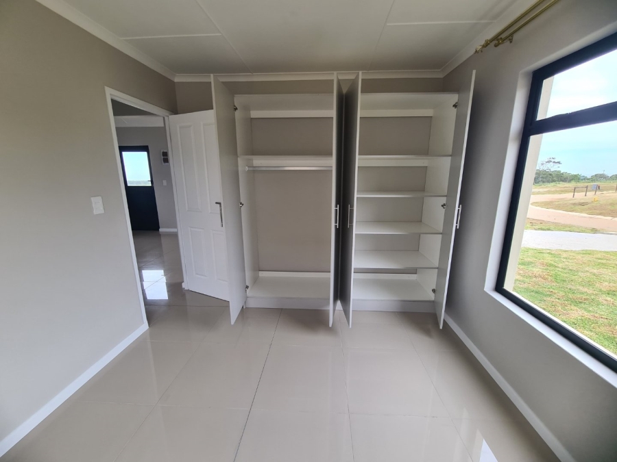 2 Bedroom Property for Sale in Kidds Beach Eastern Cape